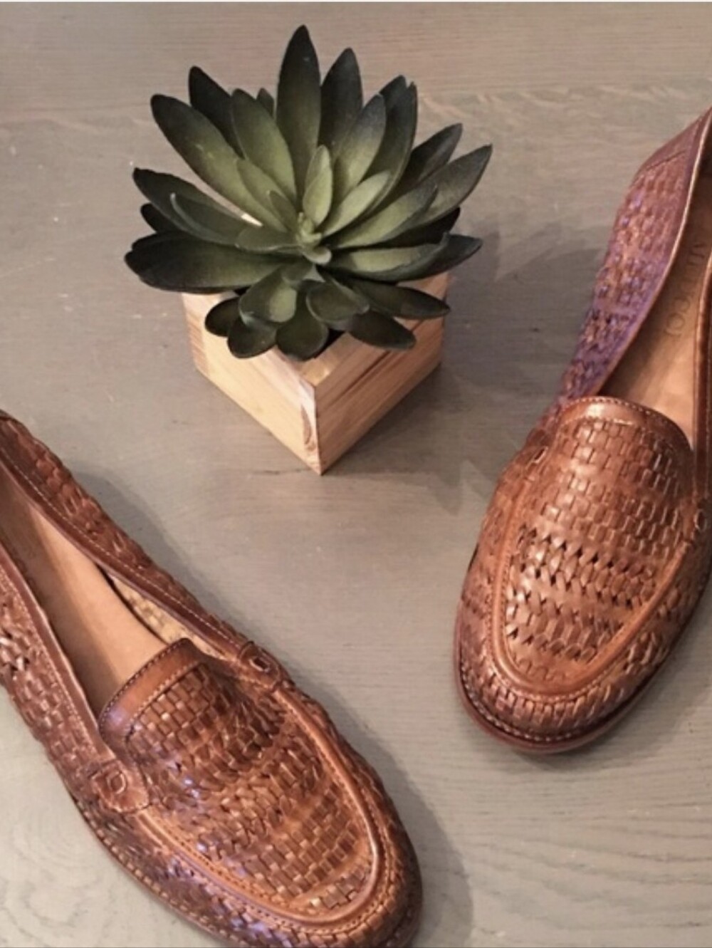SESTO MEUCCI Woven Leather Loafer 7.5